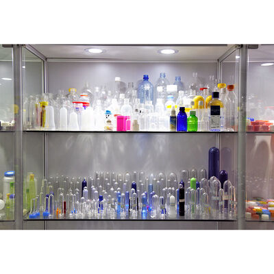 17000kg Вес высокоскоростной сервообрабатывающей машины для формования с помощью впрыска PET с скоростью впрыска 439 г в секунду